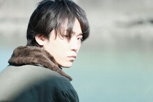 ドラマ「東野圭吾 手紙」より、亀梨和也演じる武島直貴。