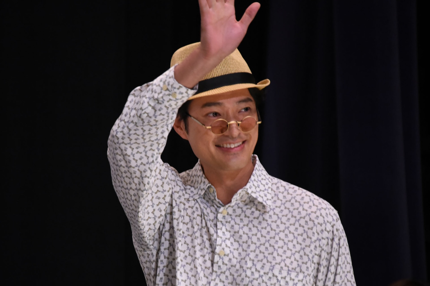 前川泰之