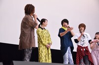「劇場版 仮面ライダービルド Be The One」初日舞台挨拶の様子。