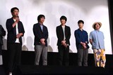 「詩季織々」初日舞台挨拶の様子。左からリ・ハオリン、竹内良貴、坂泰斗、大塚剛央、ビッケブランカ。