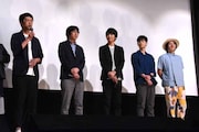 劇場アニメ「詩季織々」初日舞台挨拶の様子。左からリ・ハオリン監督、竹内良貴監督、坂泰斗、大塚剛央、ビッケブランカ。