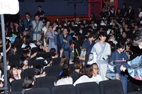 「銀魂2 掟は破るためにこそある」完成披露試写会の様子。