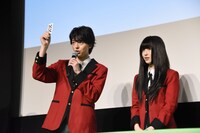 ドラマ「賭ケグルイ」Blu-ray / DVD BOX発売記念イベントの様子。