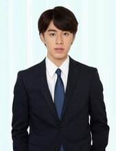 「シュウカツ3」より、富田健太郎。