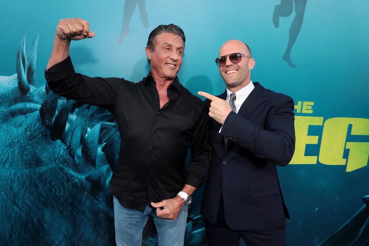 スタローンも応援に！ステイサム主演「MEG」LAプレミアの映像到着