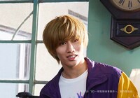 前売り特典の生写真（メイジャー・劇場購入時）。