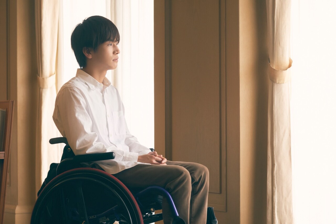 岩田剛典×杉咲花「パーフェクトワールド」新カット到着、大政絢演じる元恋人の姿も