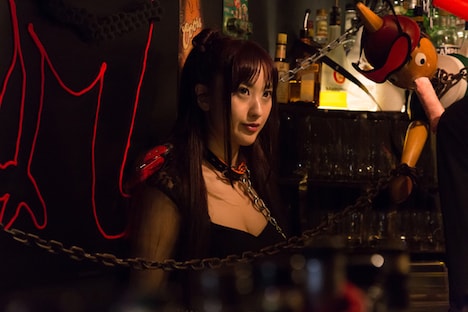 「私の奴隷になりなさい第3章 おまえ次第」より、山根千芽演じる美里。
