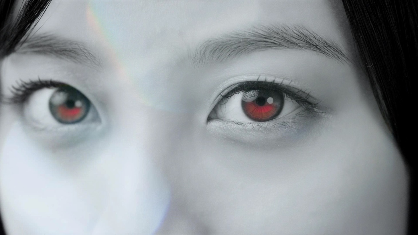 「LIP THE COLOR」CM「色落ちしないの、うるおうの」篇