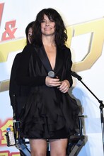 エヴァンジェリン・リリー