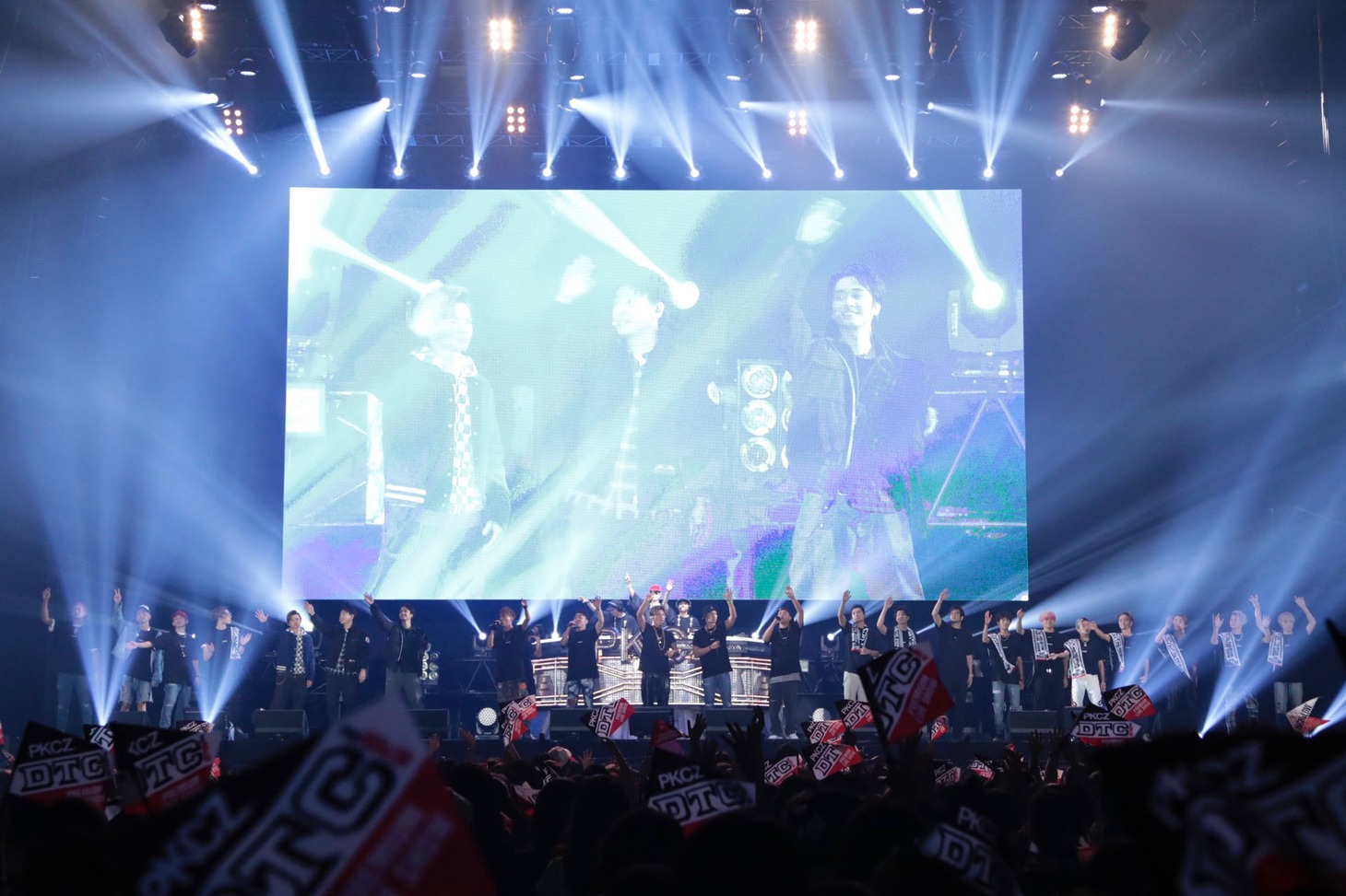 「PKCZ×DTC-湯けむり純情篇-from HiGH&LOW 完成披露試写会＆PREMIUM LIVE SHOW」の様子。