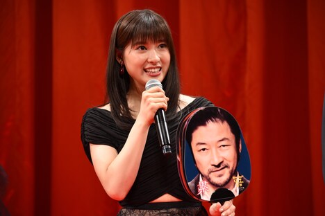 浅野忠信を選んだ土屋太鳳。