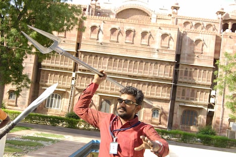 「マガディーラ 勇者転生」メイキング写真