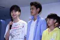 左から久保湧風、松下拳史郎、浦陸斗。