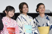 左から鈴木梨央、木村文乃、尾野真千子。