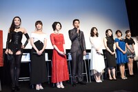 「私の奴隷になりなさい第2章 ご主人様と呼ばせてください」「私の奴隷になりなさい第3章 おまえ次第」完成披露舞台挨拶の様子。