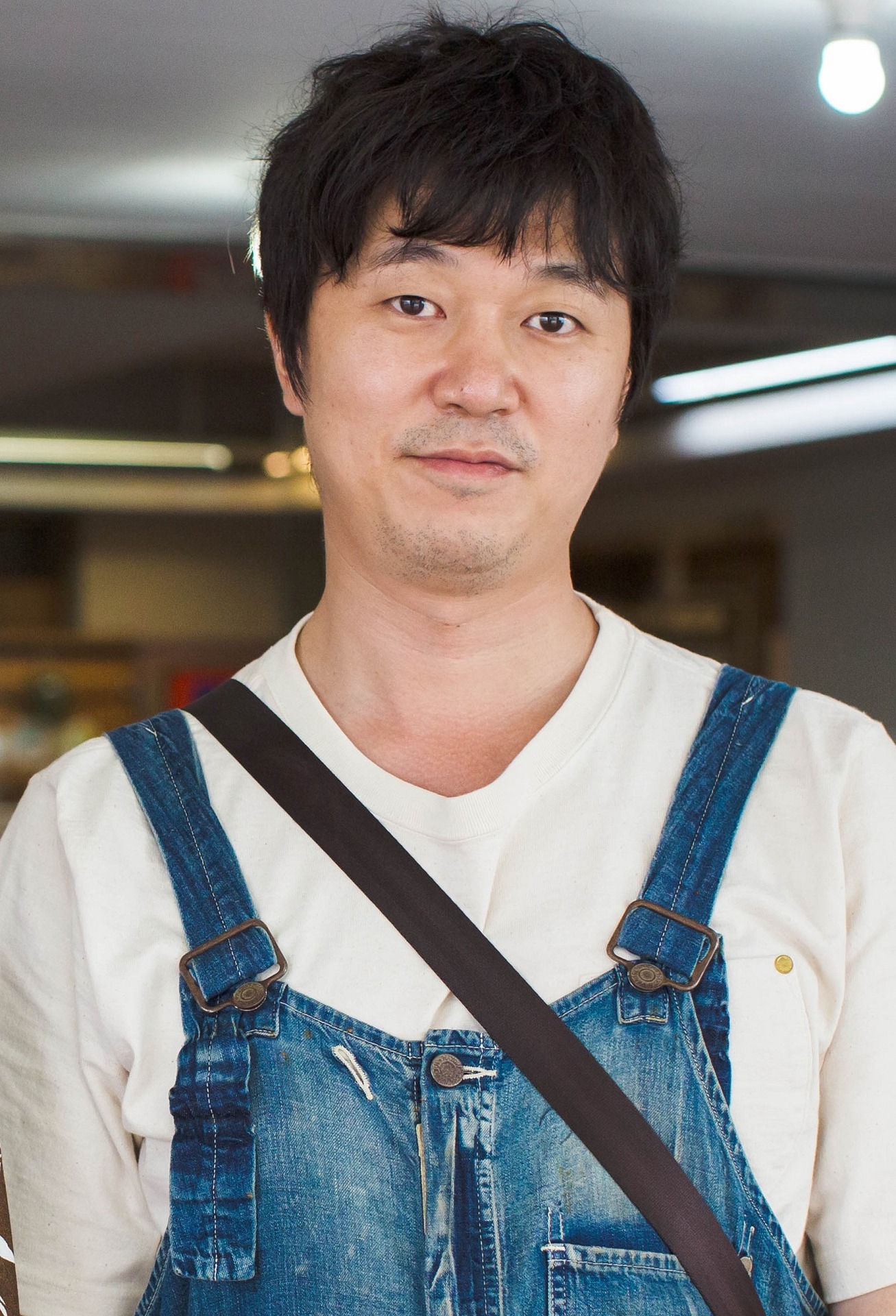 新井浩文