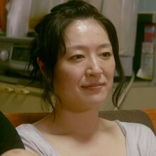 日暮晴美役のしゅはまはるみ。