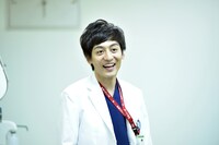 村田秀亮（とろサーモン）演じる野田宏正。