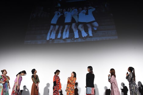 「SUNNY 強い気持ち・強い愛」初日舞台挨拶の様子。