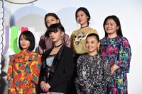 高校時代の“SUNNY”のメンバーを演じたキャストたち。