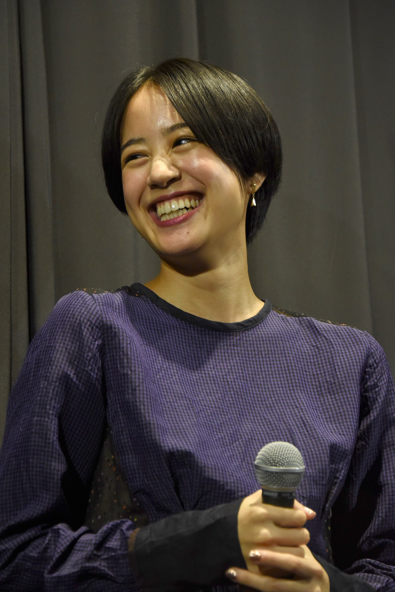 石橋静河
