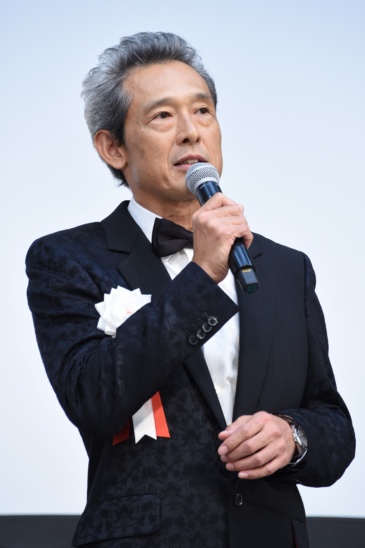 鶴見辰吾