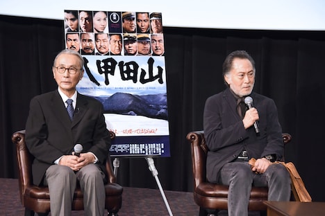 左から木村大作、北大路欣也。