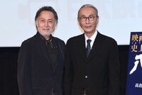 「八甲田山」特別上映会の様子。左から北大路欣也、木村大作。