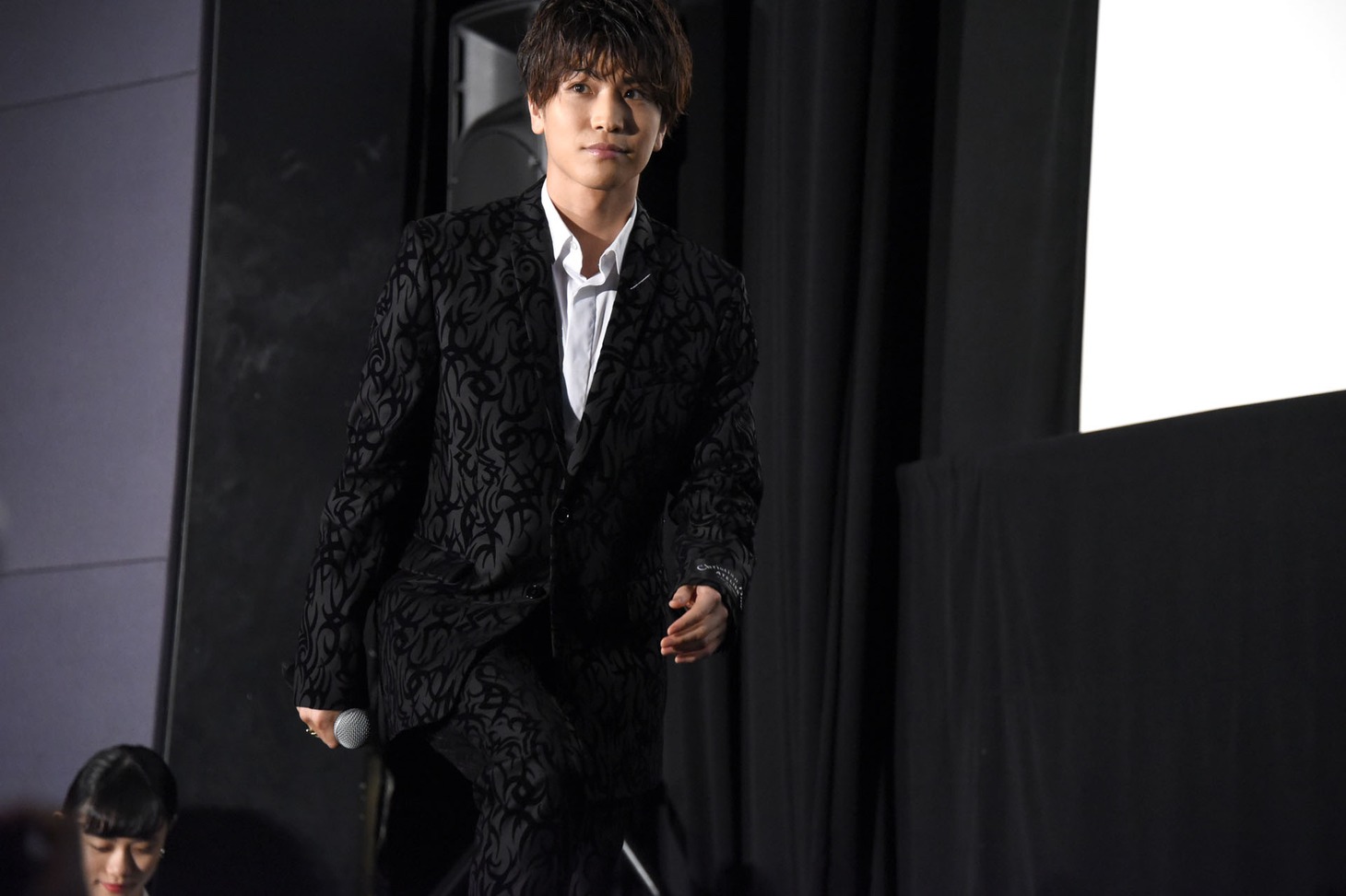 岩田剛典
