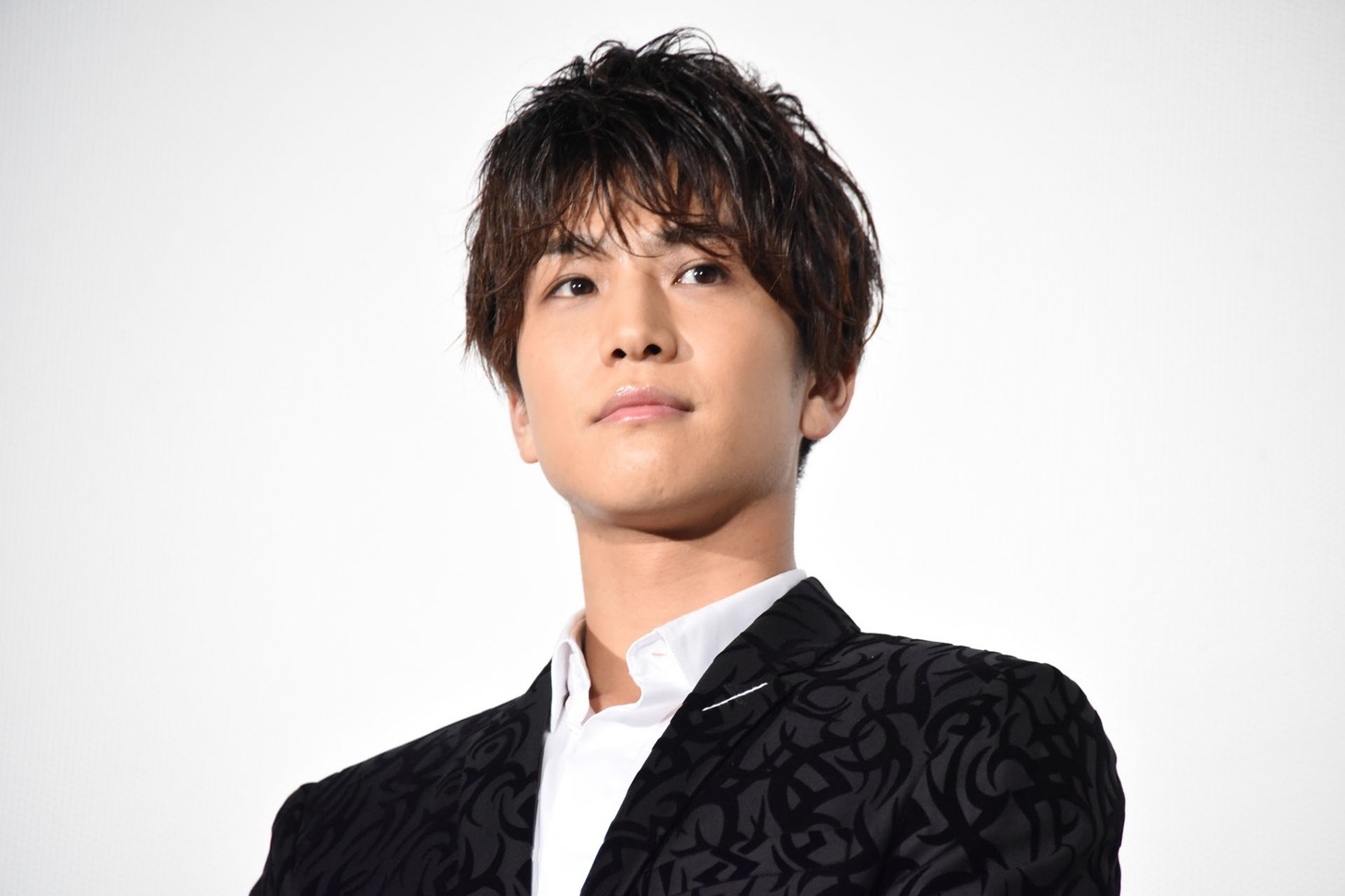 岩田剛典