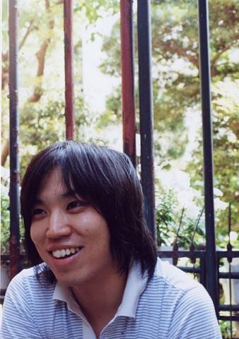 向井康介