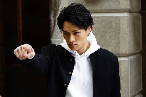 「PRINCE OF LEGEND」より、鈴木伸之演じる京極尊人。