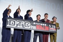 左から佐藤大樹、佐藤寛太、山下健二郎、ダチョウ倶楽部の寺門ジモン、肥後克広、上島竜兵。