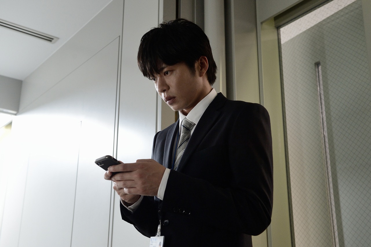 「スマホを落としただけなのに」新場面写真