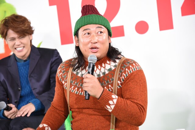 映画「グリンチ」の日本語吹替版製作発表会見に出席したロバート秋山。