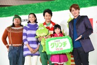 「グリンチ」日本語吹替版製作発表会見の様子。左から秋山竜次、杏、大泉洋、横溝菜帆、宮野真守。