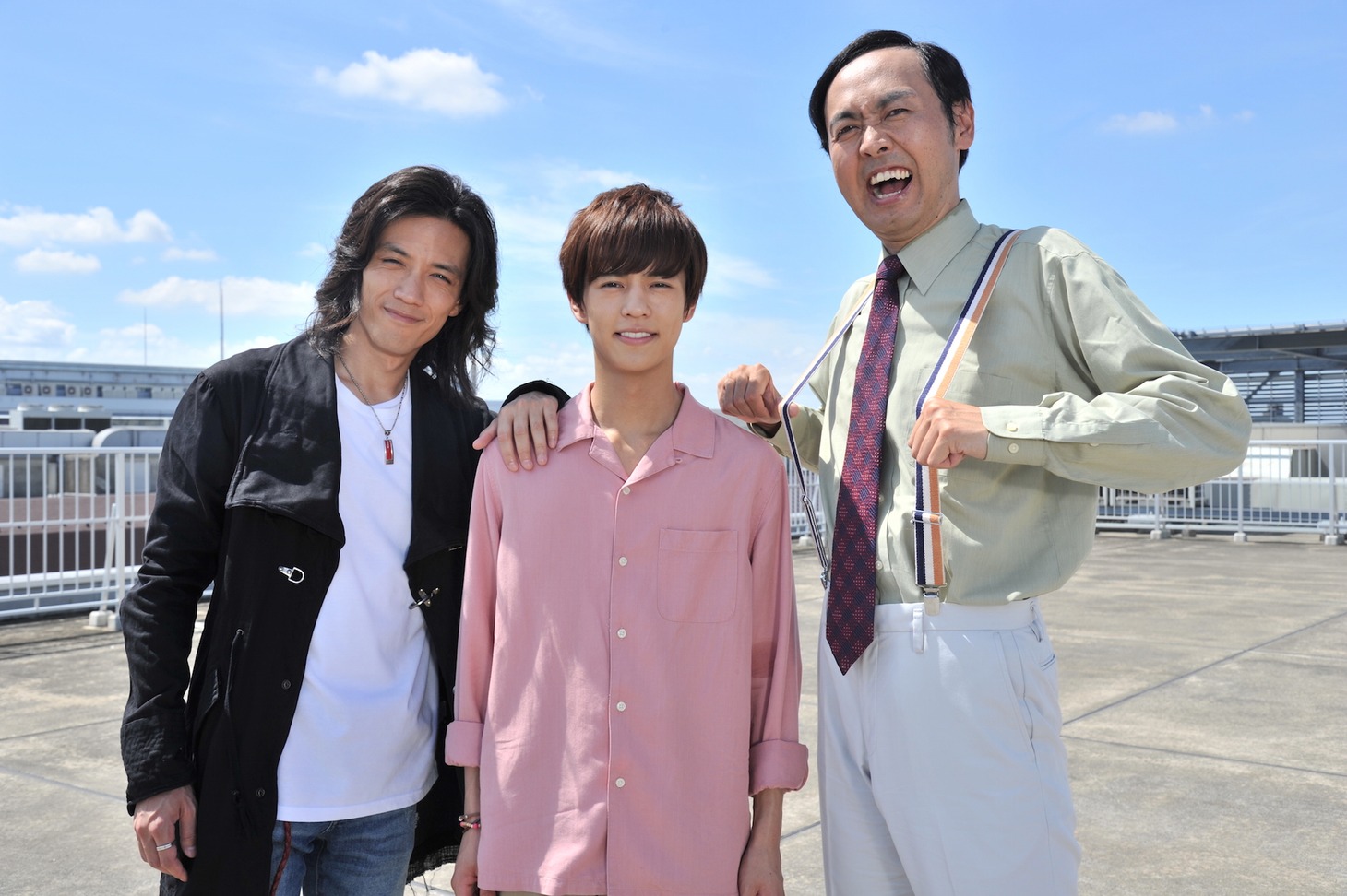 左から半田健人、奥野壮、田中卓志。