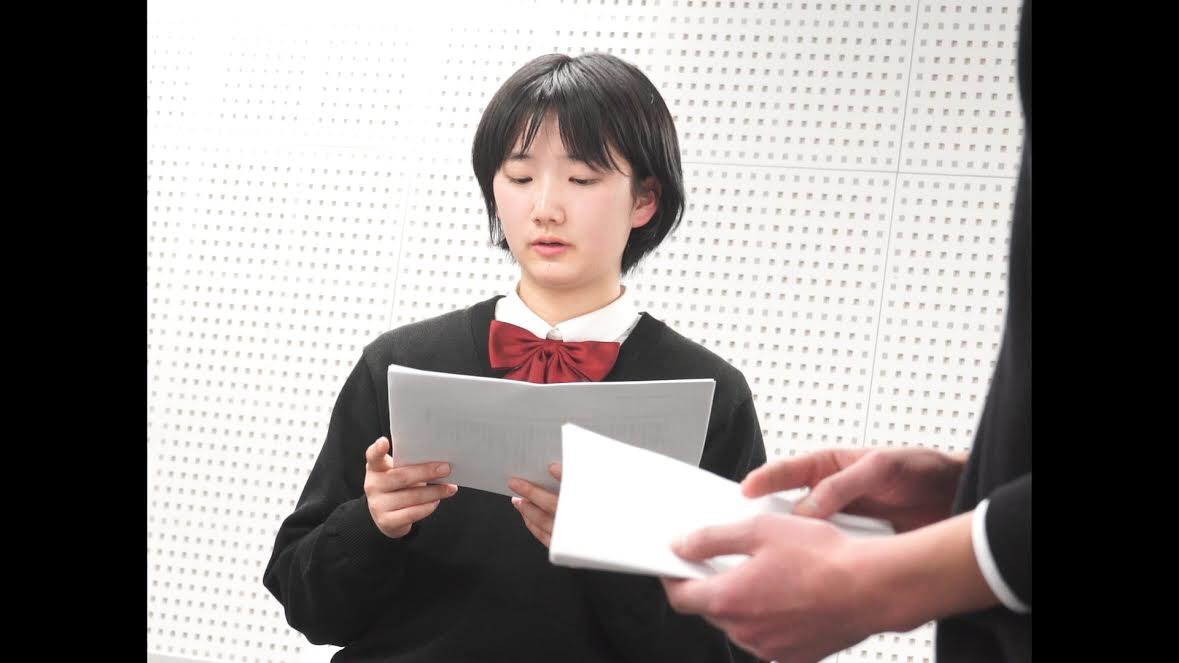 「ファーストキス」 (c)「アイスと雨音」製作委員会