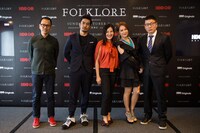 「フォークロア」のプロモーションに参加した北村一輝（左から2人目）。