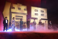 「億男」完成披露試写会の様子。