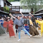 満島真之介が元気に体操!お兄さんやお姉さんと全力で「ブンバ・ボーン!」