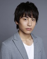 森鴎外役の宮崎秋人。