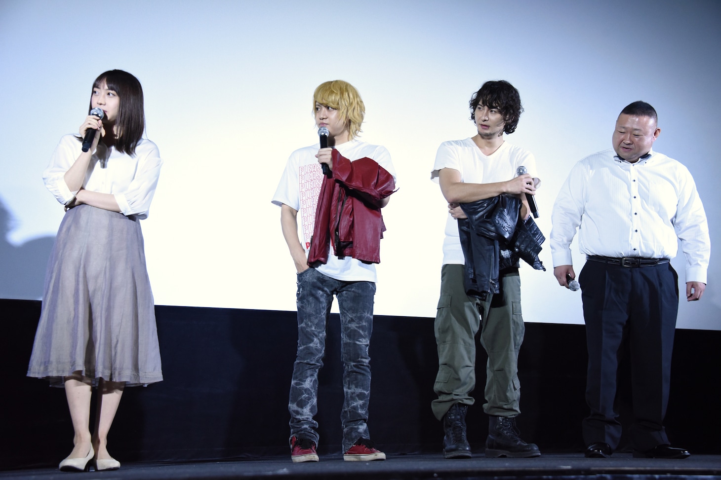 左から木崎ゆりあ、佐藤流司、藤田玲、脇知弘。