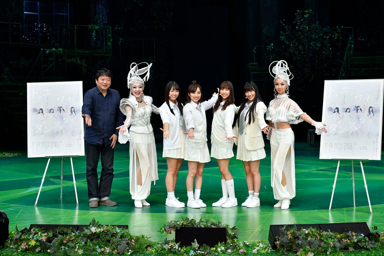 ももクロ×本広克行のミュージカル初日前会見、百田夏菜子は新曲で宙を舞う