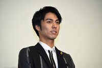 小野塚勇人