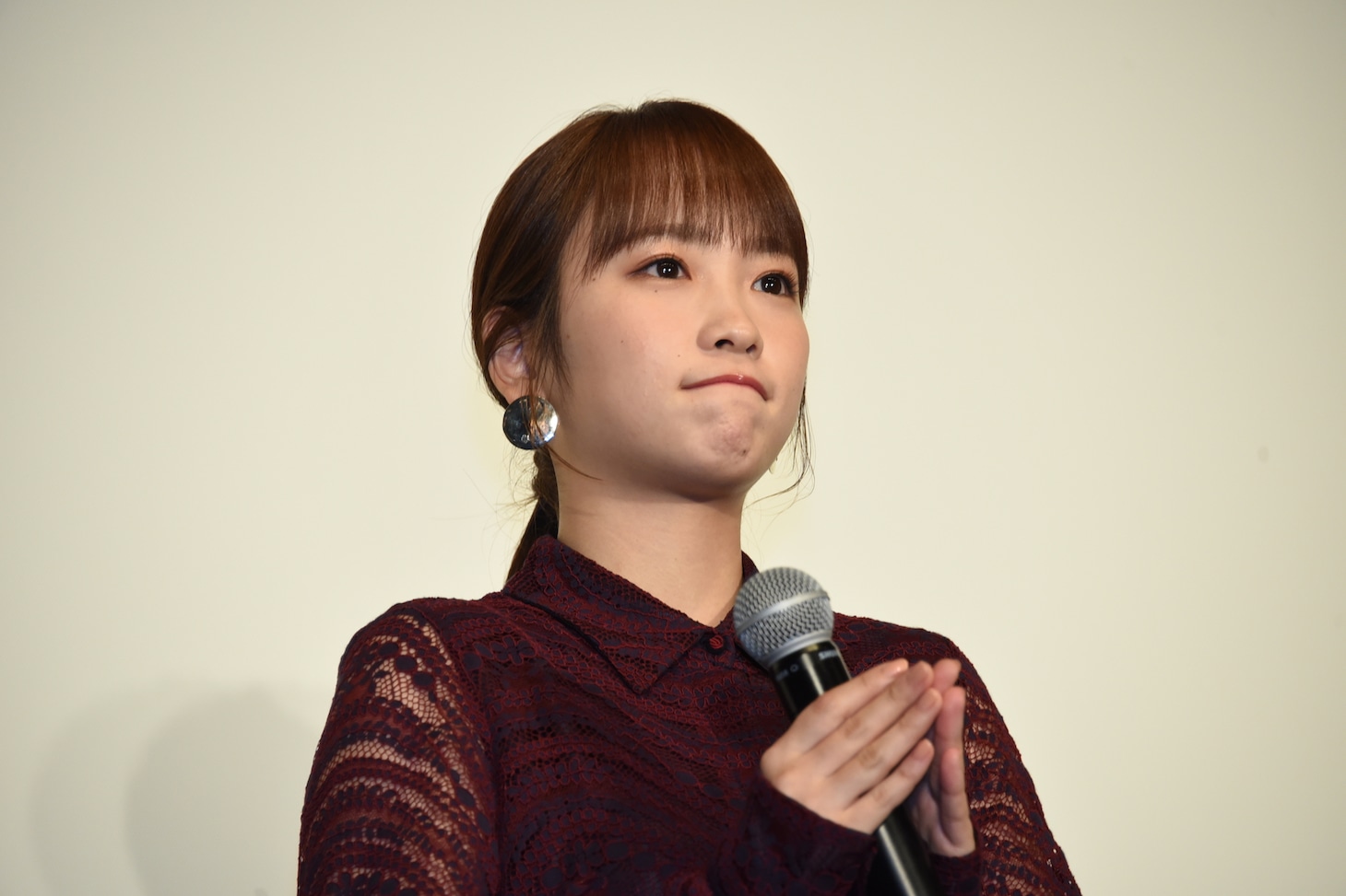 川栄李奈