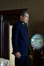 舘ひろし演じる山本五十六。