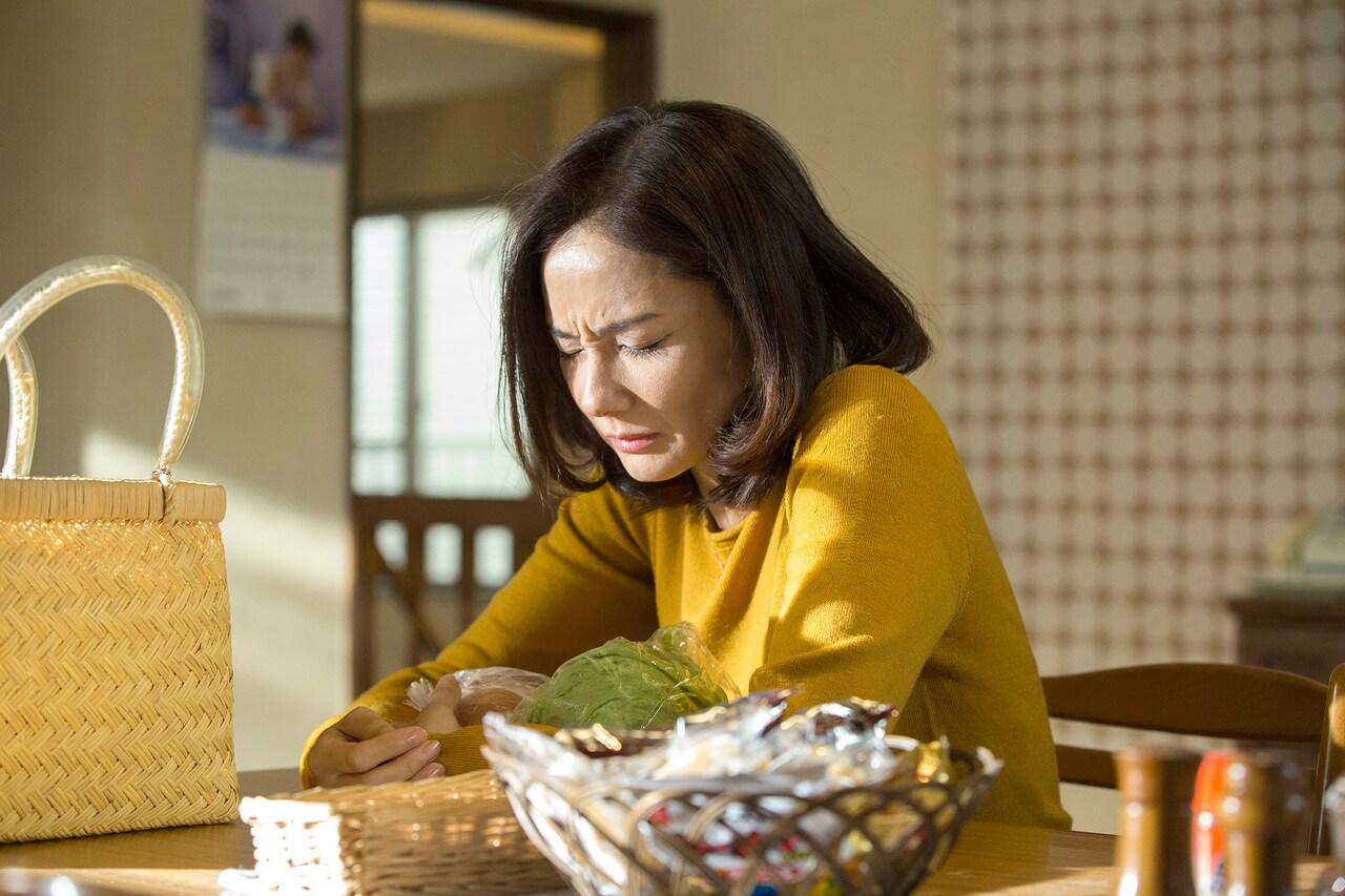 吉田羊が二面性抱える母親演じた「母さんがどんなに僕を嫌いでも」場面写真