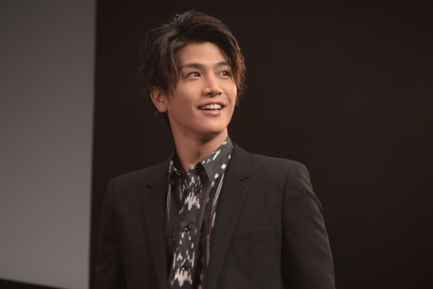 岩田剛典